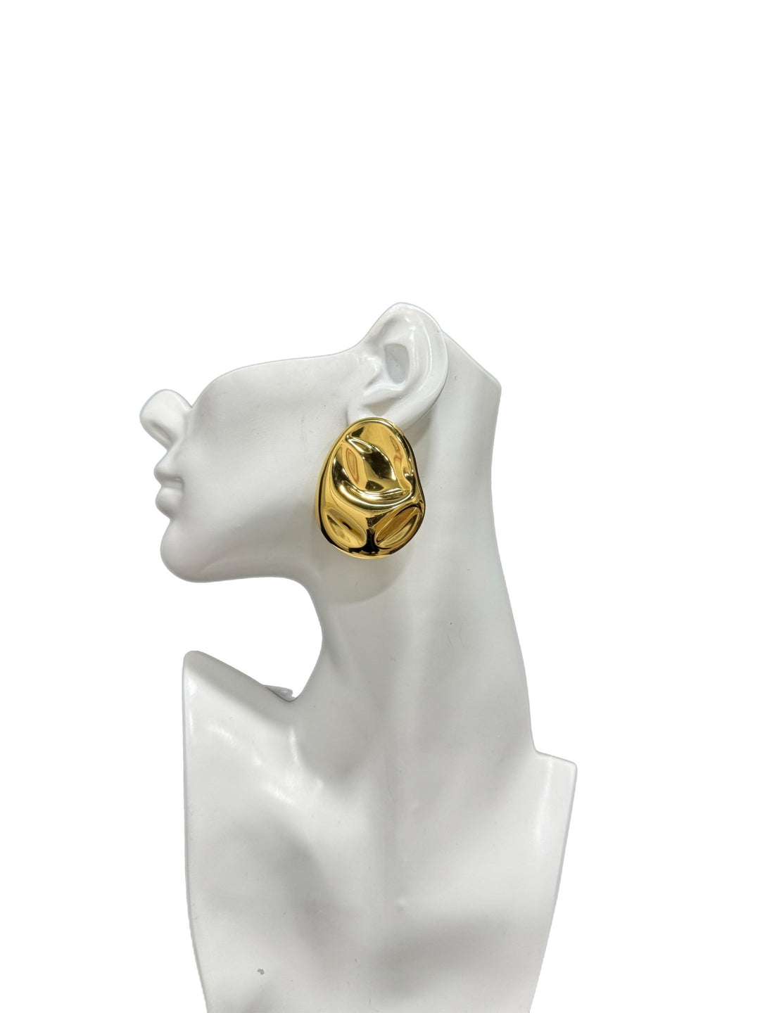 Sample : Sculpted Gold Earrings - Trufacebygrace