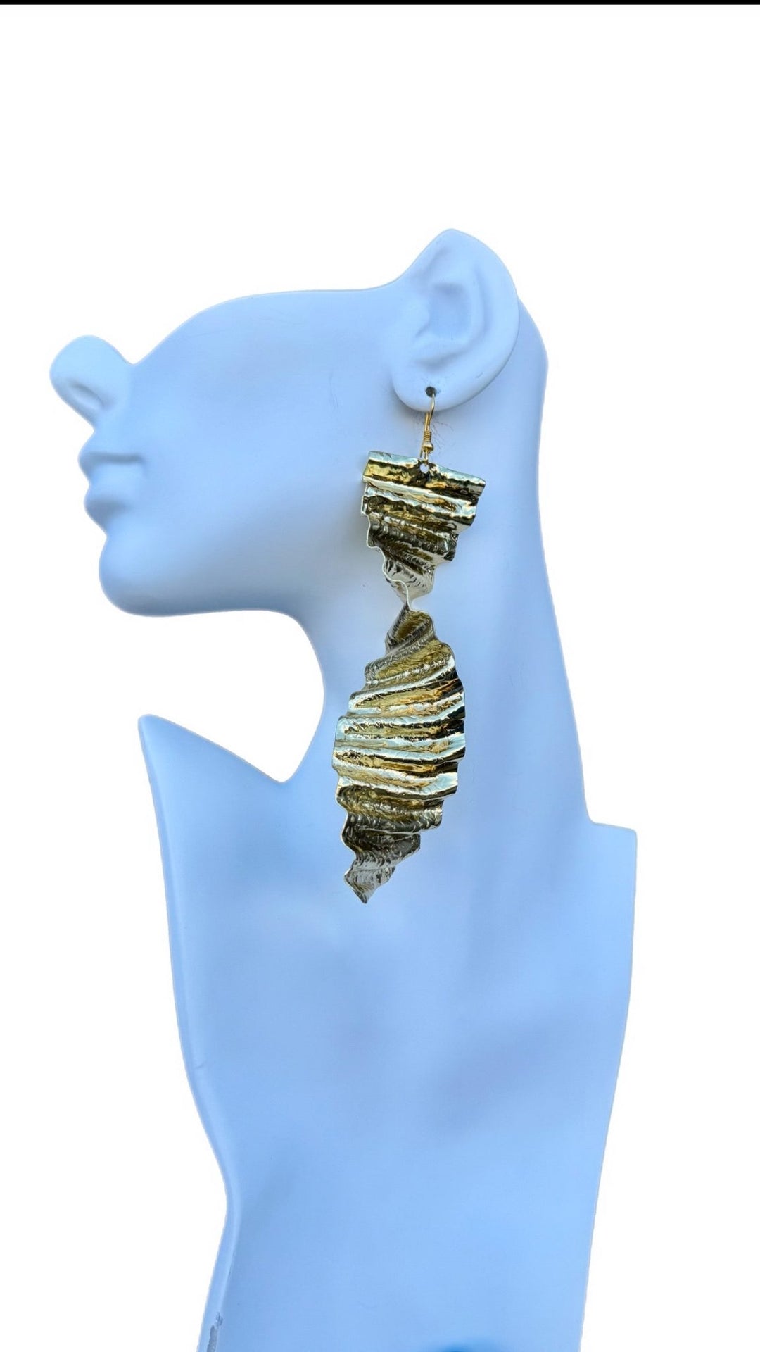 Sample: Twisted Wave Brass Earrings - Trufacebygrace