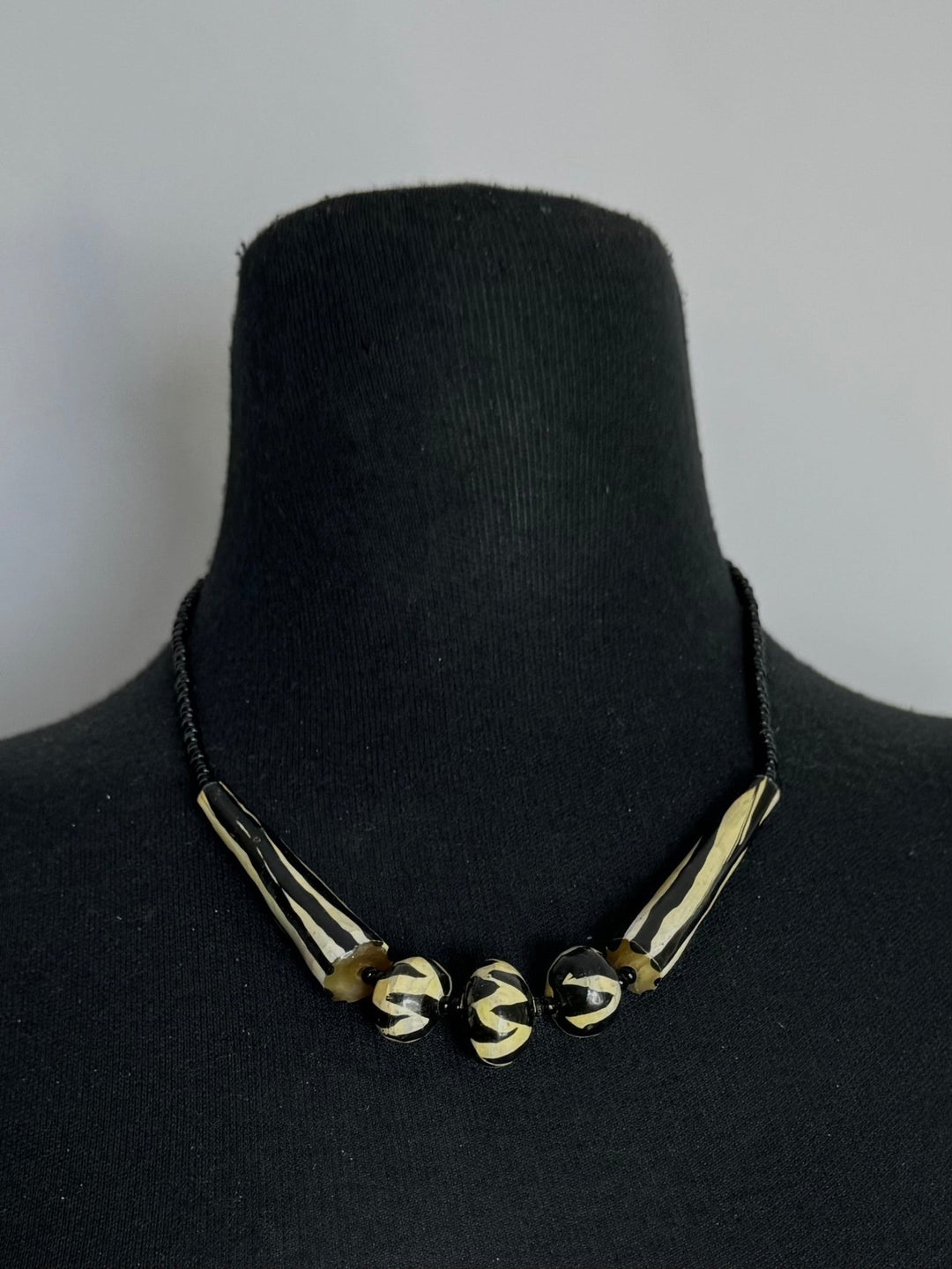 Sample: Zawadi Striped Horn Necklace - Trufacebygrace