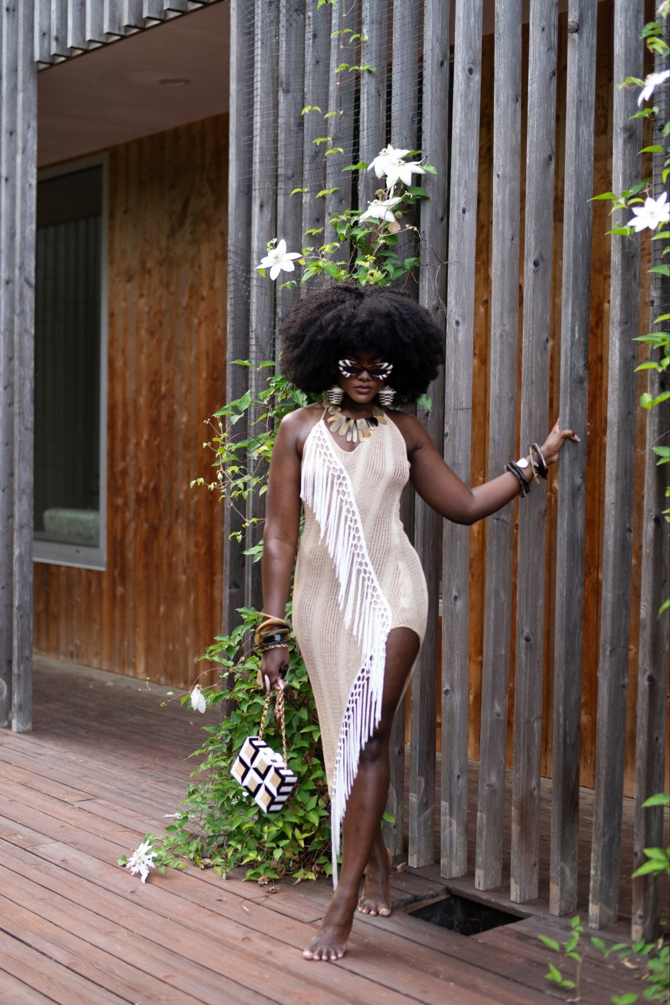 beach cover up dress Sonia Crochet Fringe Set Small Wide Leather Waist Belt and an elastic waist Nude Silver Primary color:Ivory