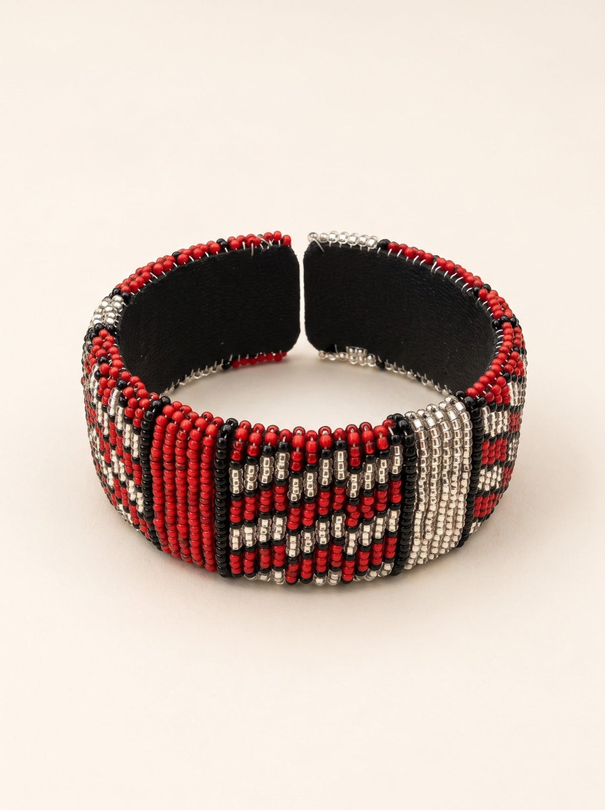 South African beaded bangle - Trufacebygrace