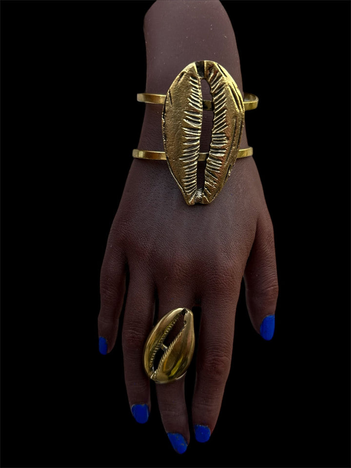 Supersized Gold Cowry Bracelet - Trufacebygrace