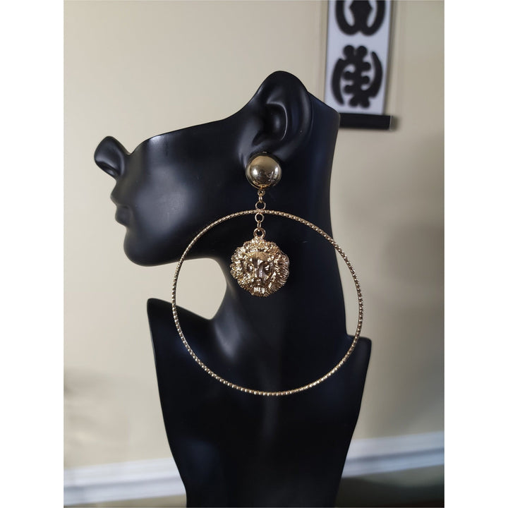 The Lioness Gold Hoops - Trufacebygrace