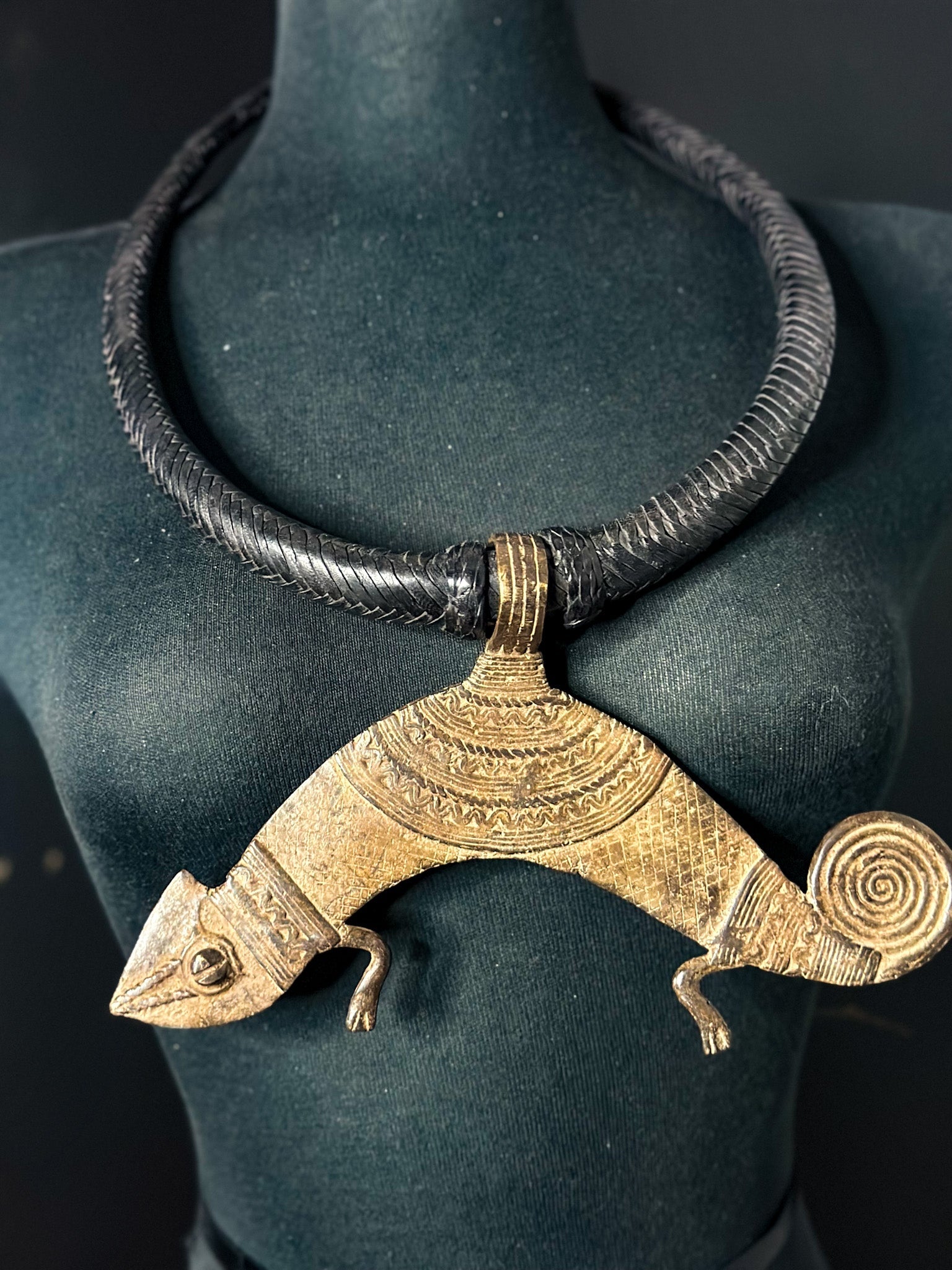 Tuareg / Berber Vintage Metal and Leather Necklace - Trufacebygrace