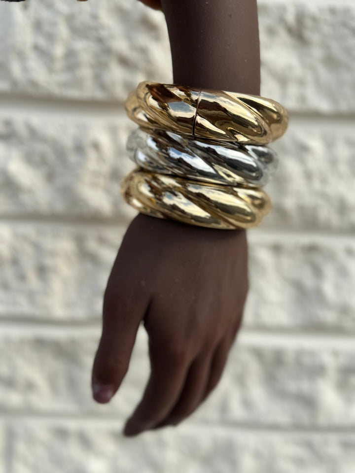 Twisty Bangle / Bracelet - Trufacebygrace