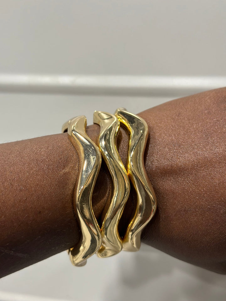 Wavy lightweight Bangles set - Trufacebygrace