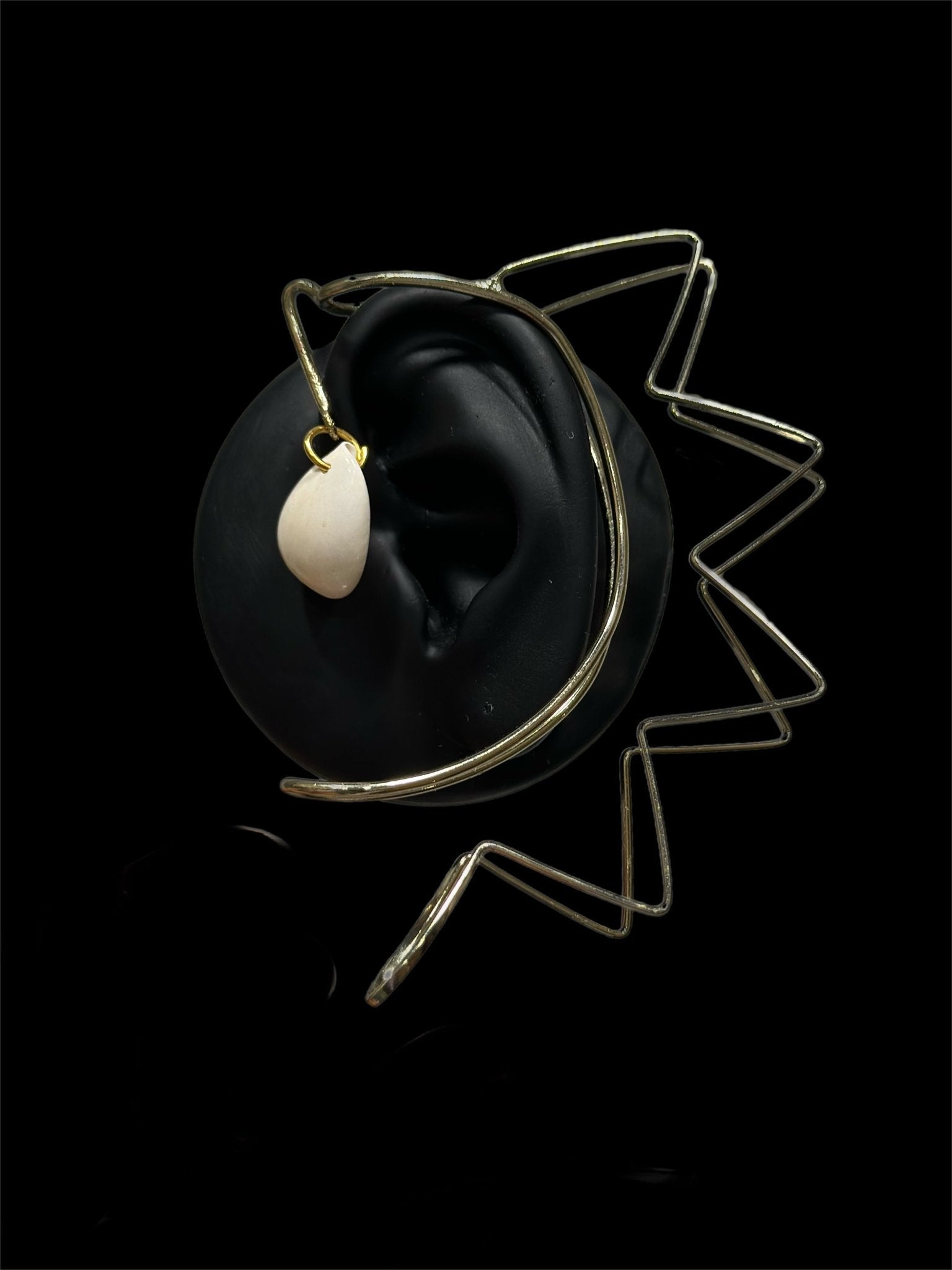 Zigzag Cowry Non - pierced Ear Cuffs - Trufacebygrace