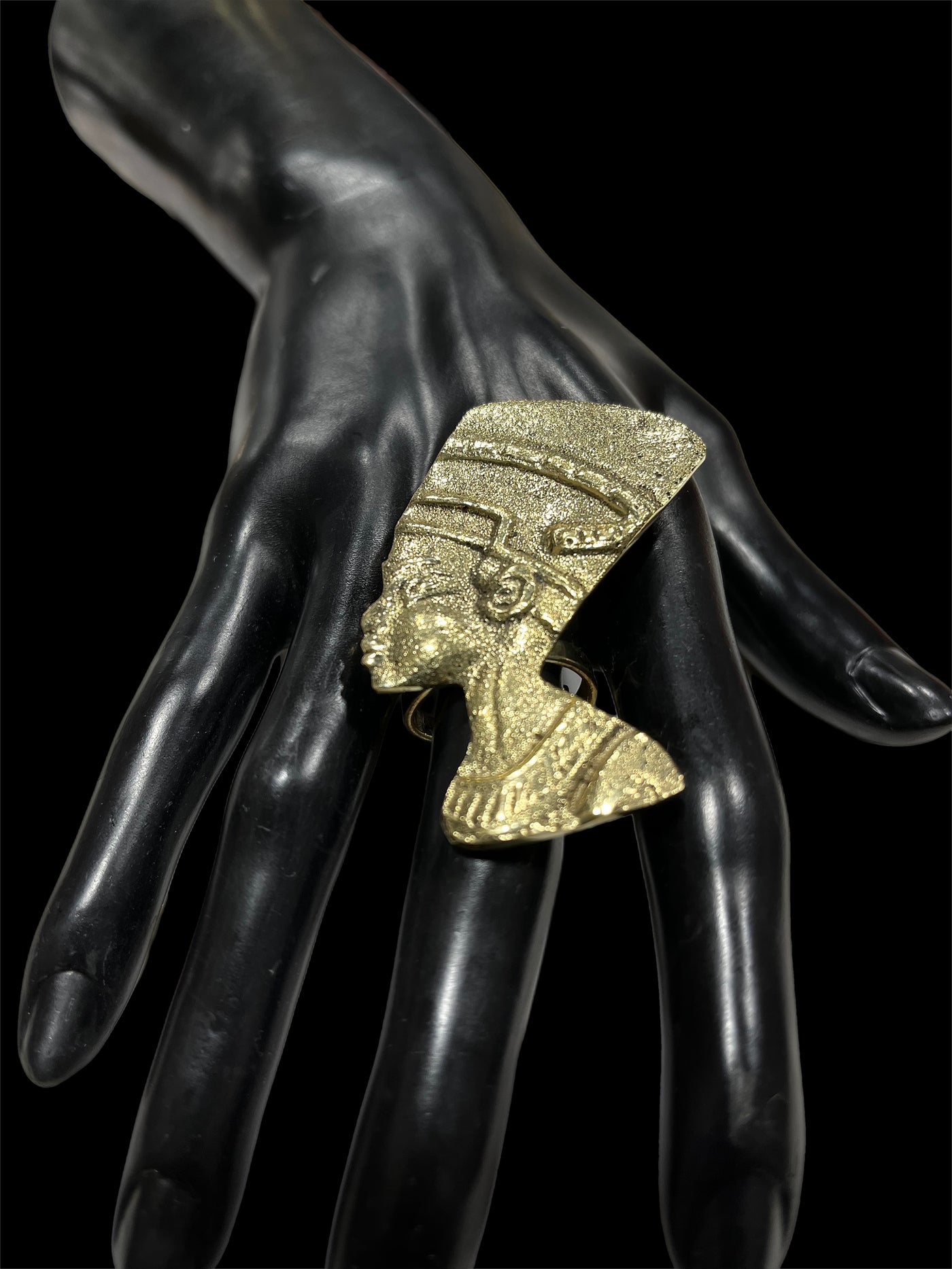 Nefertiti oversized Brass Ring