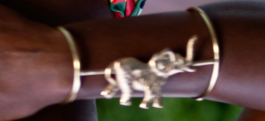 Genuine Brass Tusk Up Elephant hand Cuff/bracelet
