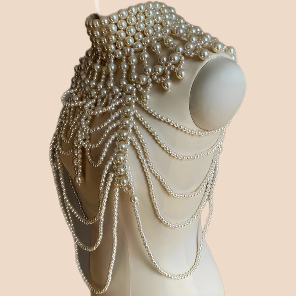 Lady Florence statement Pearl Necklace