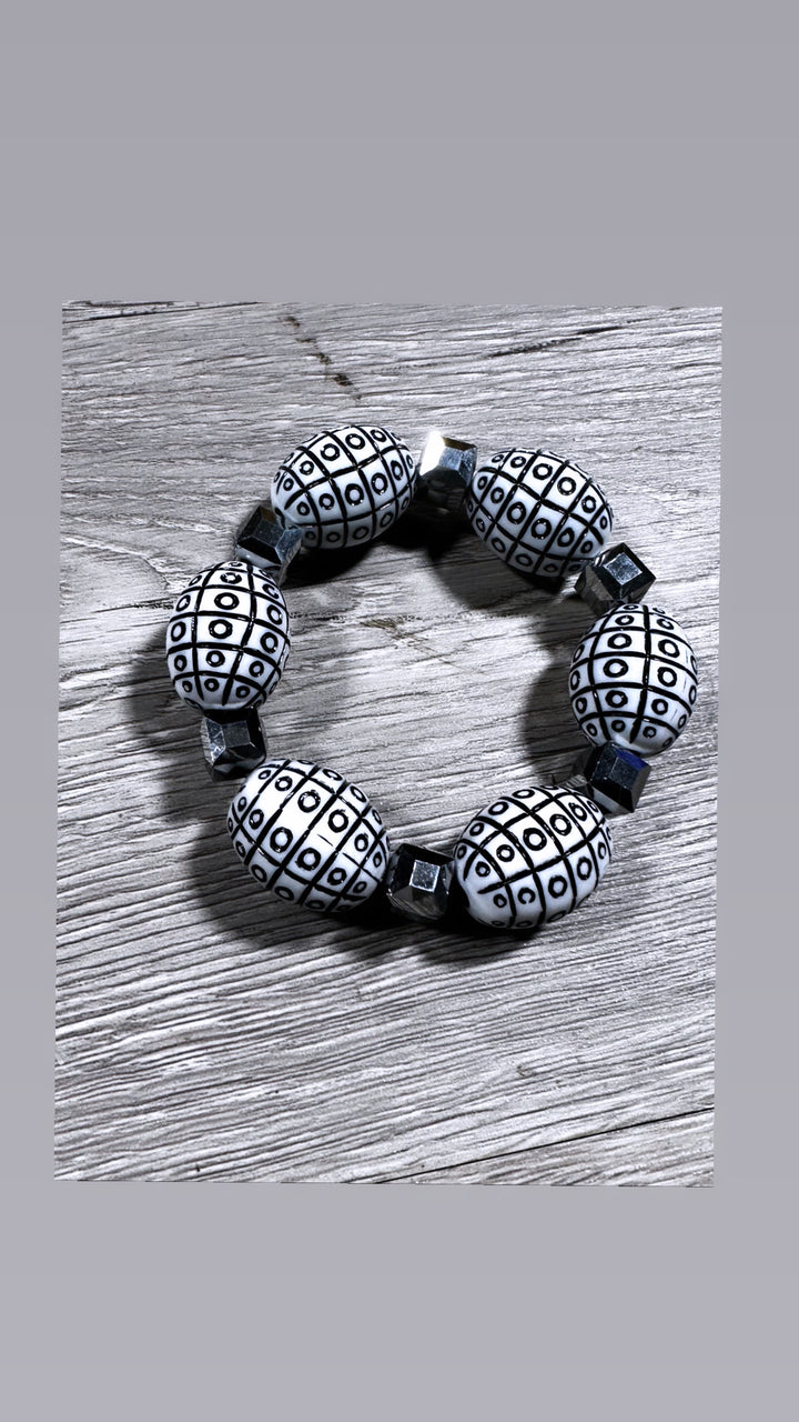 Yekrom Beaded Unisex bracelets