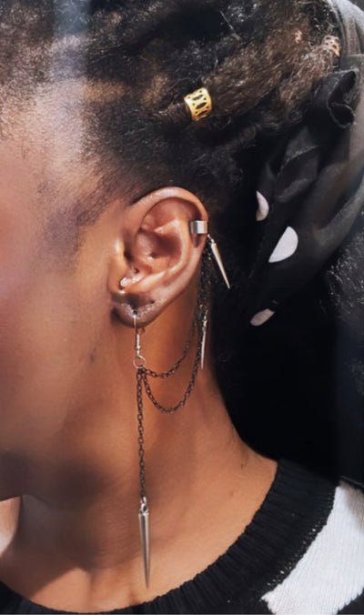 Lightweight tassel earrings